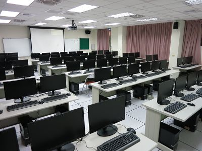 L102教室