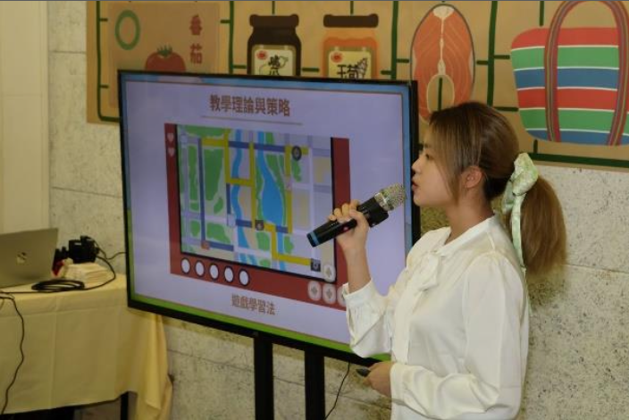 參展同學現場呈現發表